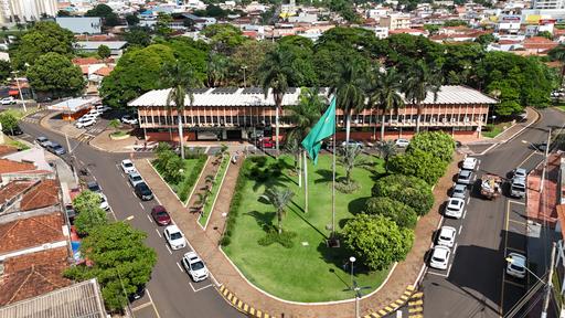 Estão previstas reuniões plenárias para os dias 23, 24 e 25, às 8 horas