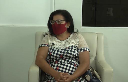 Também conhecida como Alessandra do Adote, ela conversou com a TV Câmara