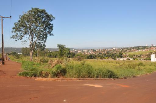 Vereadora propõe à prefeitura a doação de terreno no bairro Dom Abel para construção da nova sede do Colégio Estadual Frei Domingos